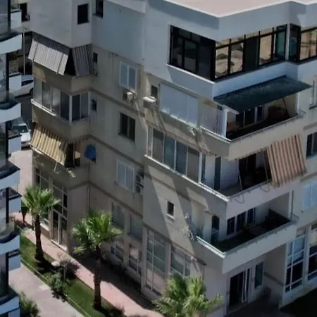 Ne Qerret Apartment Golem (Tirana)